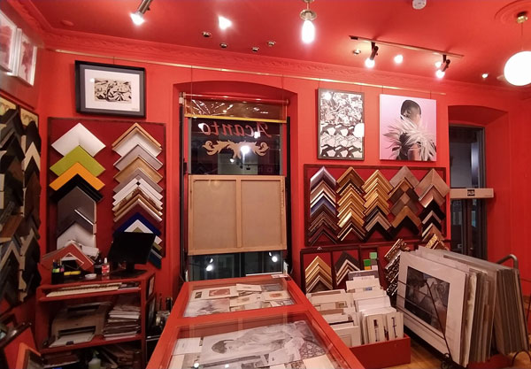 Galeria Acanto exterior tienda 02